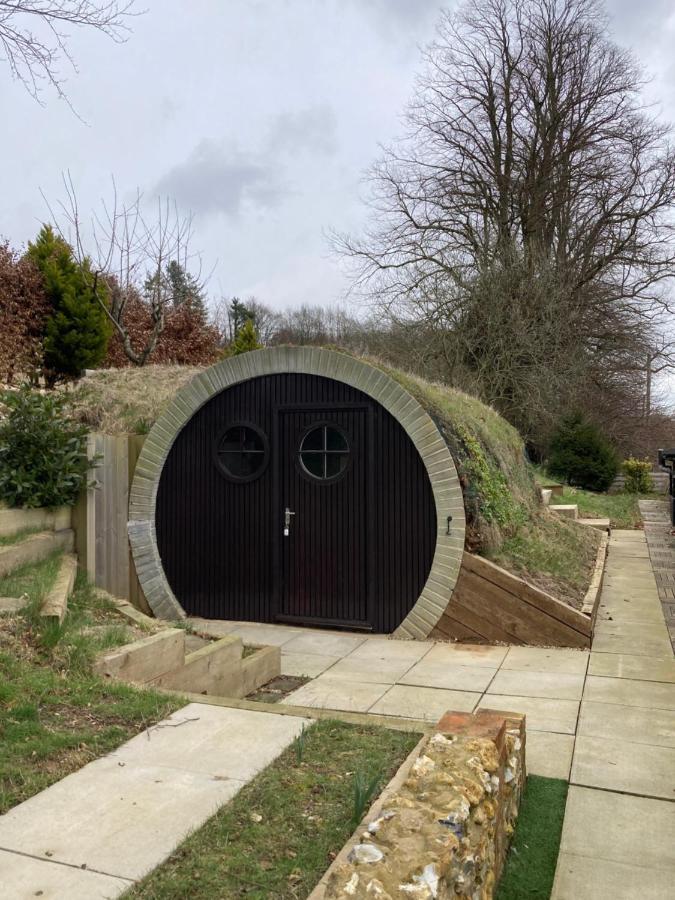 Five Cottages In Aonb And A Hobbit House! カンタベリー エクステリア 写真