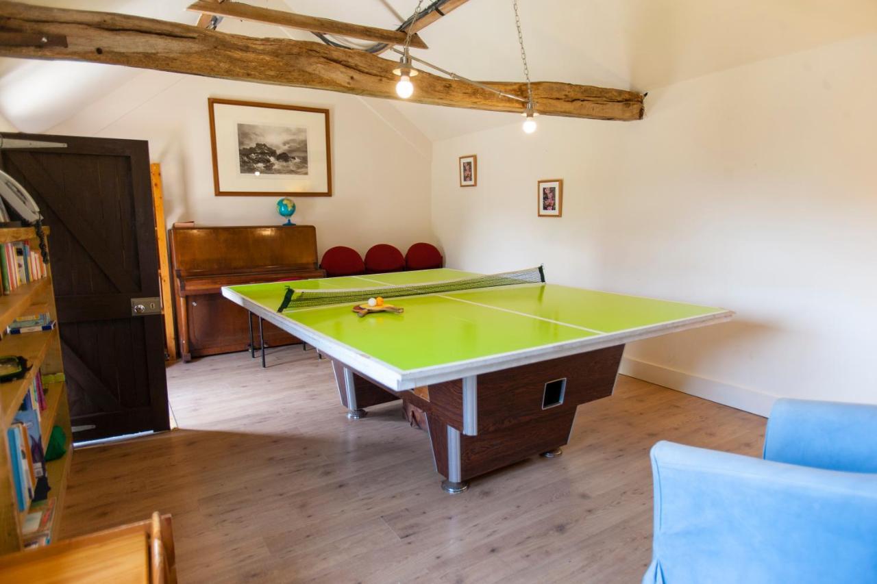 Five Cottages In Aonb And A Hobbit House! カンタベリー エクステリア 写真